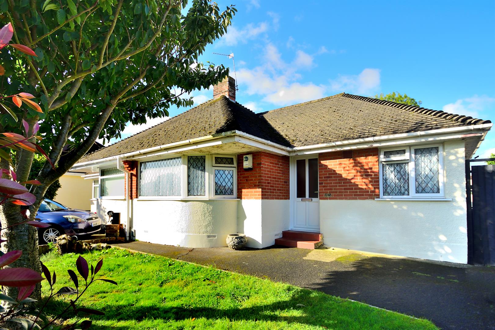 2 Bedroom Property For Sale in Bournemouth £275,000